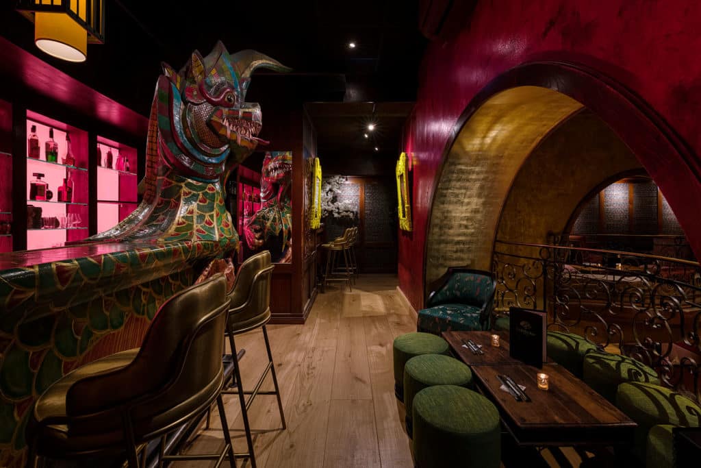BAR LOUNGE & MEZZANINE: MIXOLOGY, SIGNATURE COCKTAILS AND CHIC APERITIFS